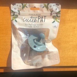 Charcoal cutie pat flat